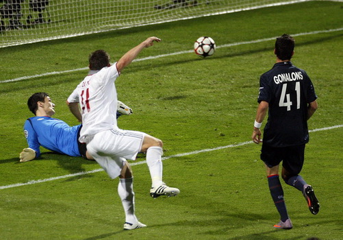 BBIN体育-纪念赛第三场遭受逆转，巴黎欧冠联赛魔咒破碎(巴黎vs曼城欧冠直播)